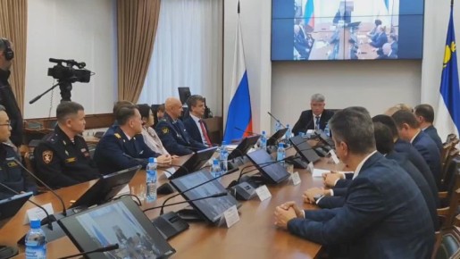 Главе Бурятии представили нового начальника УФСИН