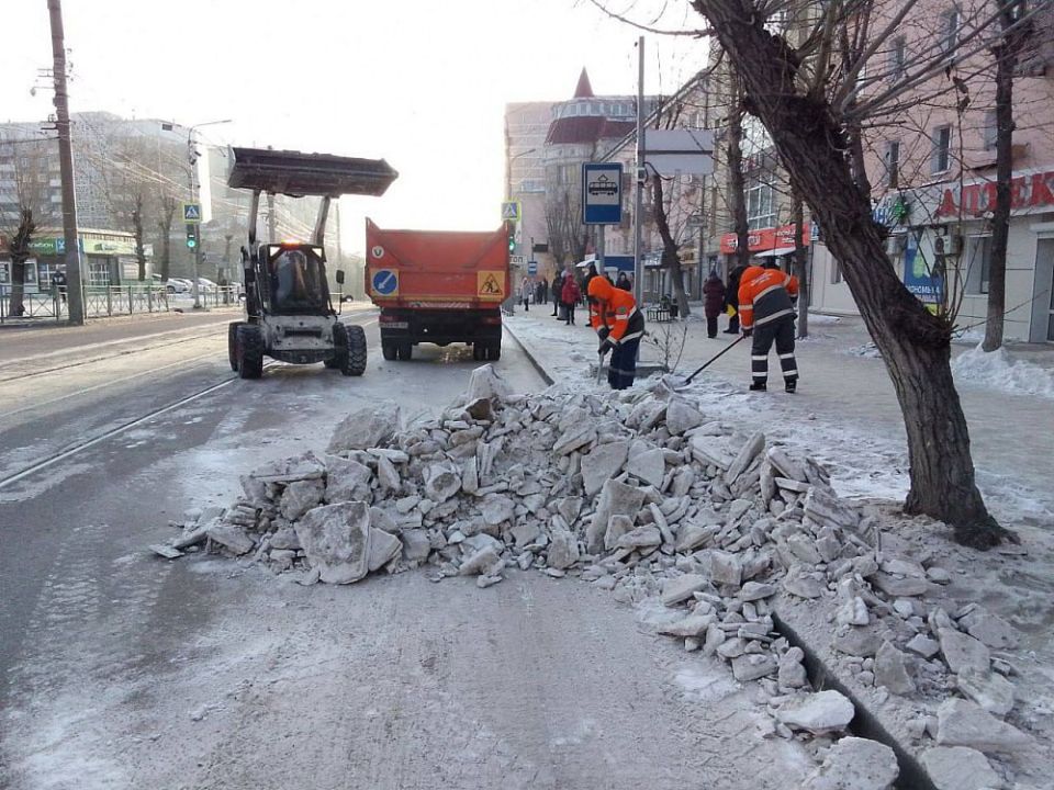 Мэрия: в Улан Удэ вывезли в шесть раз больше снега