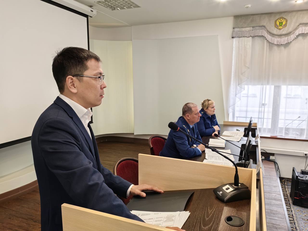 В прокуратуре республики состоялось заседание рабочей группы по противодействию правонарушениям в сфере трудовых отношений В прокуратуре республики состоялось заседание рабочей группы по противодействию правонарушениям в сфере трудовых отношений