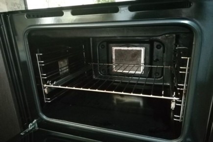 Чем отмыть застарелый нагар в духовке: волшебные рецепты чистоты без лишних усилий