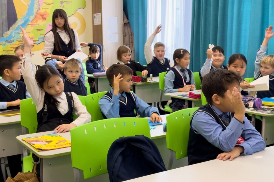 Программа «Земский учитель» в Бурятии: 19 педагогов пополнили сельские школы в 2025 году