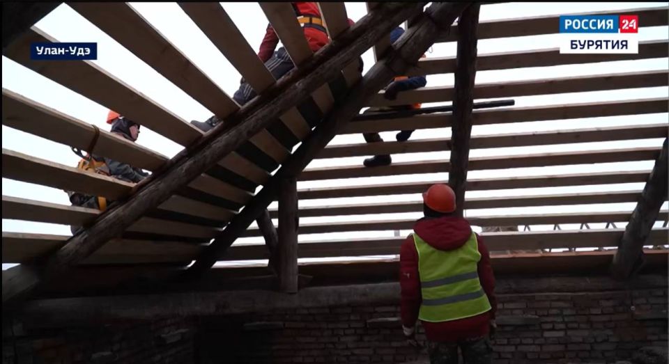 Жители столицы Бурятии могут списать пени по взносам за капремонт