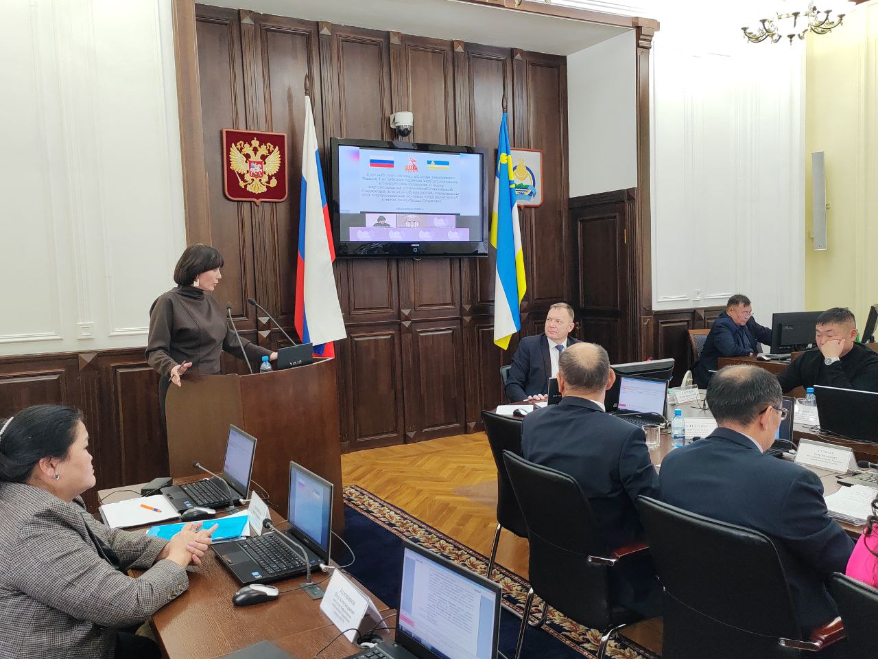 Депутаты Народного Хурала выяснили, что Посельская школа уже попадала в категорию рискованных Депутаты Народного Хурала выяснили, что Посельская школа уже попадала в категорию рискованных