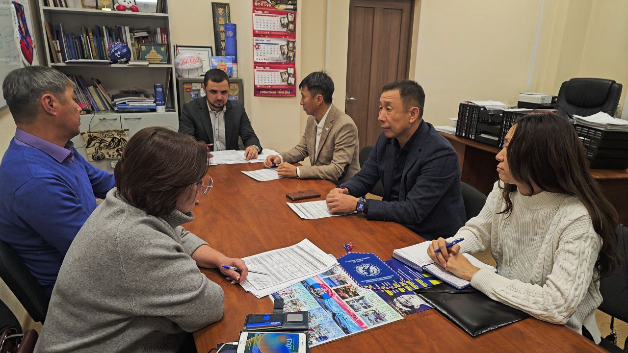 Сегодня провели важное рабочее совещание с Российской федерацией стрельбы из лука Сегодня провели важное рабочее совещание с Российской федерацией стрельбы из лука