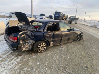 Четыре подростка пострадали в ДТП с бетонным блоком