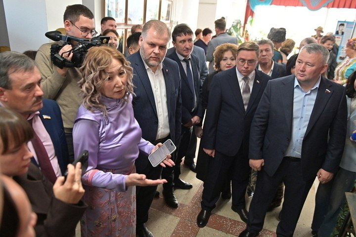 Активисты ТОСов в Бурятии оказали помощь землякам в зоне СВО почти на 200 млн рублей