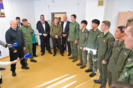 Полпред Юрий Трутнев оценил работу филиала Центра «ВОИН» в Бурятии