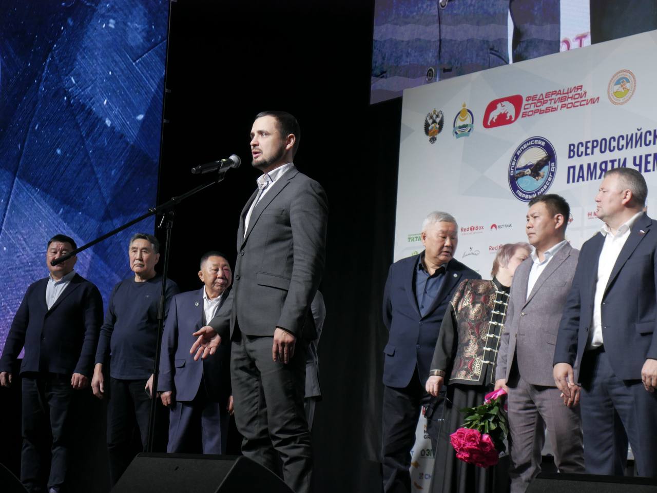 Олег Алексеев – первый навсегда! Олег Алексеев – первый навсегда!