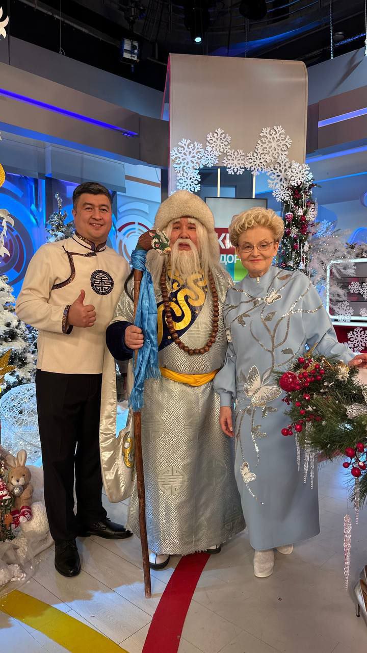 Белый старец из Бурятии снялся в программе Первого канала «Жить здорово» с Еленой Малышевой