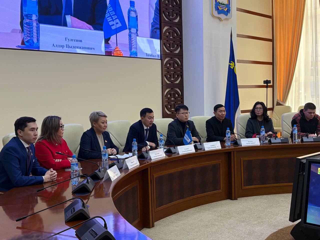 Сегодня - День добровольца (волонтёра) в России Сегодня - День добровольца (волонтёра) в России