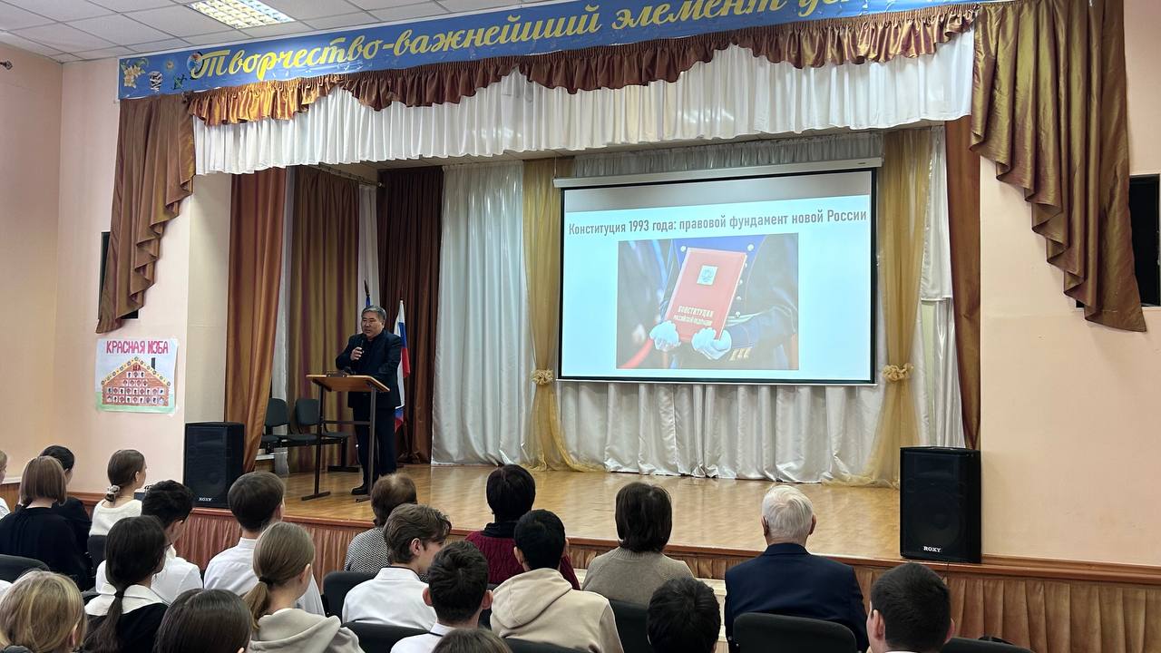 Ветераны прокуратуры республики встретились со школьниками Кабанского района Ветераны прокуратуры республики встретились со школьниками Кабанского района