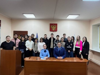 От Нюрнберга до современности: прокуратура приняла участие в круглом столе со студентами