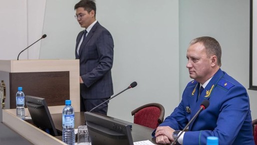 Слет молодых специалистов прокуратуры: присяга, наставления ветеранов и встреча с участником СВО