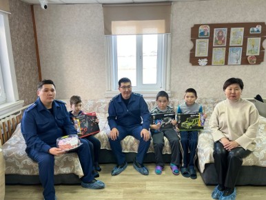 Прокуратура Окинского района навестила воспитанников социально - реабилитационного центра для несовершеннолетних