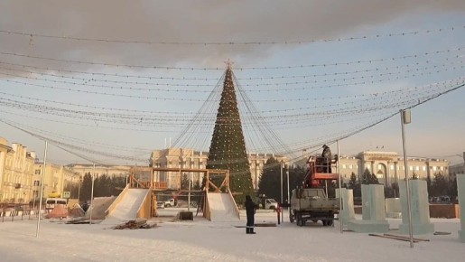 Ёлка не «улетит», а скульптур будет больше