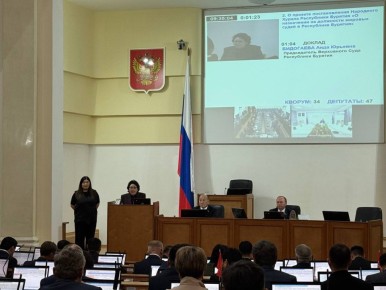 Анна Дабаева – мировой судья судебного участка № 2 Заиграевского района, окончила Новосибирский госуниверситет экономики и управления