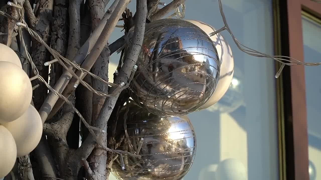 Шесть дней до конца приёма заявок на зимний конкурс фасадов и витрин