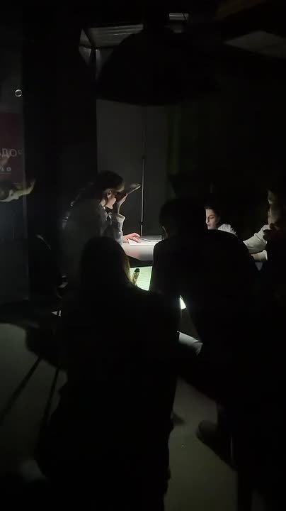 Что происходит? Ваши версии