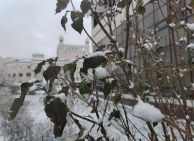 Комитет по транспорту Улан - Удэ сообщает, закрыто движение с "Развязки 20-а кв" по Ключевской и с Лицея на ПОШ из-за схода вагона 89 на ост