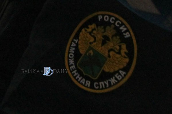 Сотрудник таможни утаил миллион