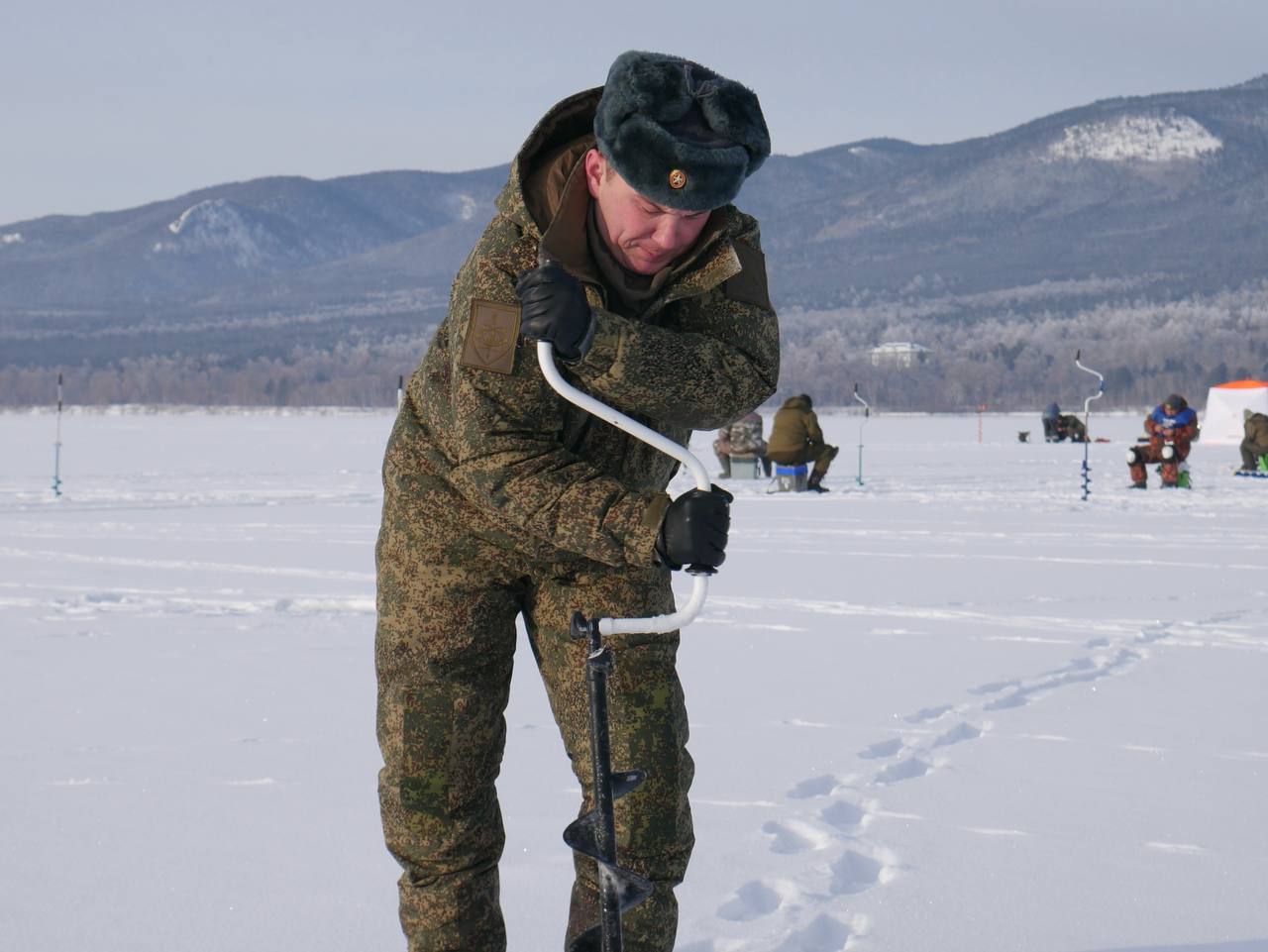 ПОБЕДУ ИЩУТ НА ЛЬДУ!. Сегодня на озере Щучье в Селенгинском районе прошёл IV Традиционный турнир по подлёдной ловле на мормышку среди участников боевых действий и ветеранов МВД ПОБЕДУ ИЩУТ НА ЛЬДУ!. Сегодня на озере Щучье в Селенгинском районе прошёл IV Традиционный турнир по подлёдной ловле на мормышку среди участников боевых действий и ветеранов МВД