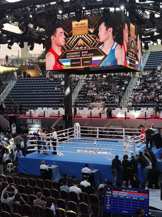 Бурятский спортсмен Баир Батлаев завоевал серебро чемпионата мира по боксу Бурятский спортсмен Баир Батлаев завоевал серебро чемпионата мира по боксу