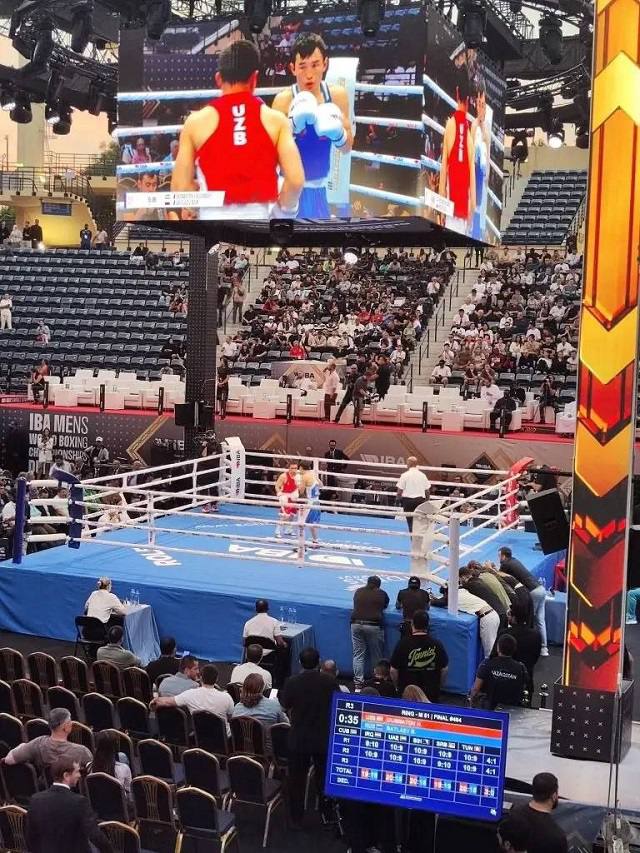 Бурятский спортсмен Баир Батлаев завоевал серебро чемпионата мира по боксу Бурятский спортсмен Баир Батлаев завоевал серебро чемпионата мира по боксу