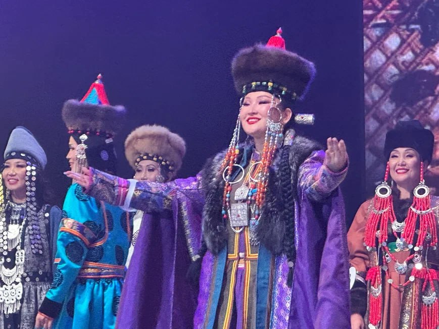 В Улан-Удэ выбрали «Миссис Азия Бурятия 2025» В Улан-Удэ выбрали «Миссис Азия Бурятия 2025»