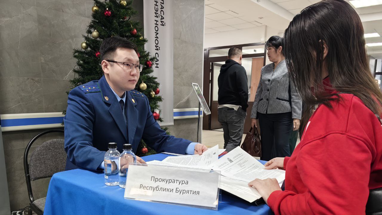 «Искать и находить решения, которые позволят нам вместе развивать республику»: прокурор республики в очередной раз встретился с бизнес-сообществом «Искать и находить решения, которые позволят нам вместе развивать республику»: прокурор республики в очередной раз встретился с бизнес-сообществом