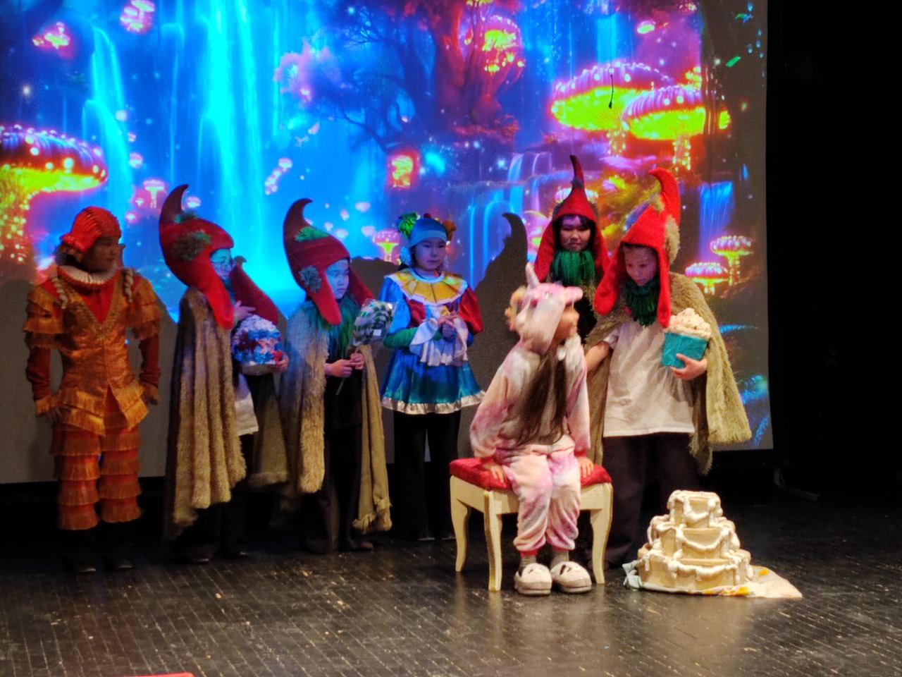 Фестиваль социальных театров в Бурятии предложили сделать ежегодным Фестиваль социальных театров в Бурятии предложили сделать ежегодным