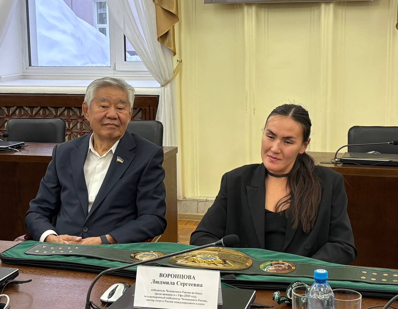 В парламенте Бурятии сегодня чествовали серебряного призера Чемпионата мира по боксу среди мужчин в г. Дубай Баира Батлаева, победительниц Чемпионата России по боксу-2025 Дариму Сандакову и Людмилу Воронцову, серебряного... В парламенте Бурятии сегодня чествовали серебряного призера Чемпионата мира по боксу среди мужчин в г. Дубай Баира Батлаева, победительниц Чемпионата России по боксу-2025 Дариму Сандакову и Людмилу Воронцову, серебряного...