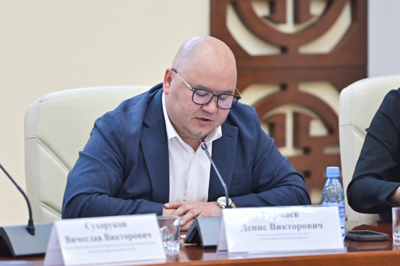 В Бурятии обсудили развитие турбизнеса и ремесленничества В Бурятии обсудили развитие турбизнеса и ремесленничества