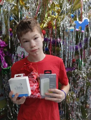 Полицейские Хоринского района исполнили новогоднее желание подростка