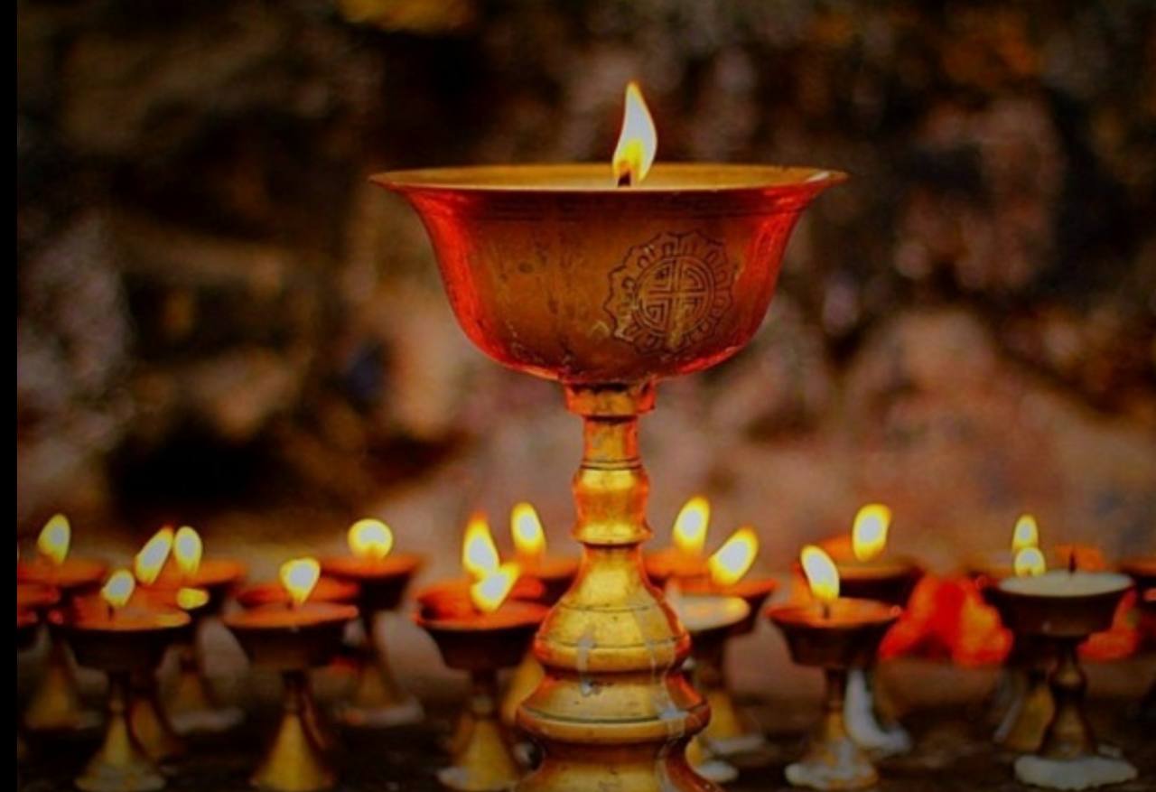 Председатель Народного Хурала Республики Бурятия Владимир Павлов и депутатский корпус выражают глубокие соболезнования своему коллеге - депутату республиканского парламента, Председателю Совета Буркоопсоюза Долгор Кимовне...