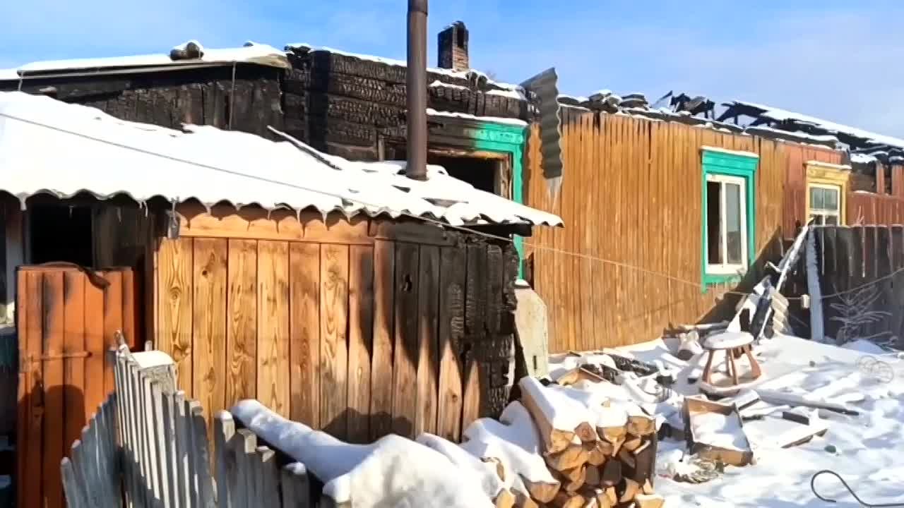 «Чужой беды не бывает». В Бурятии «серебряный» волонтер нуждается в помощи после пожара