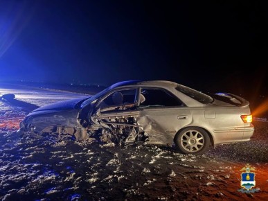 Сотрудниками полиции устанавливаются обстоятельства ДТП в Тункинском районе