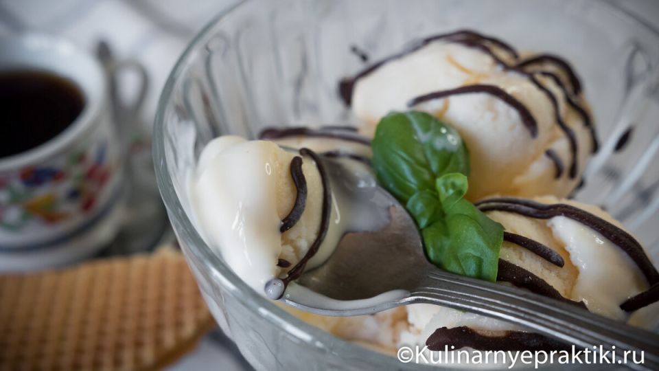 10 секретов, как создать идеальное домашнее мороженое