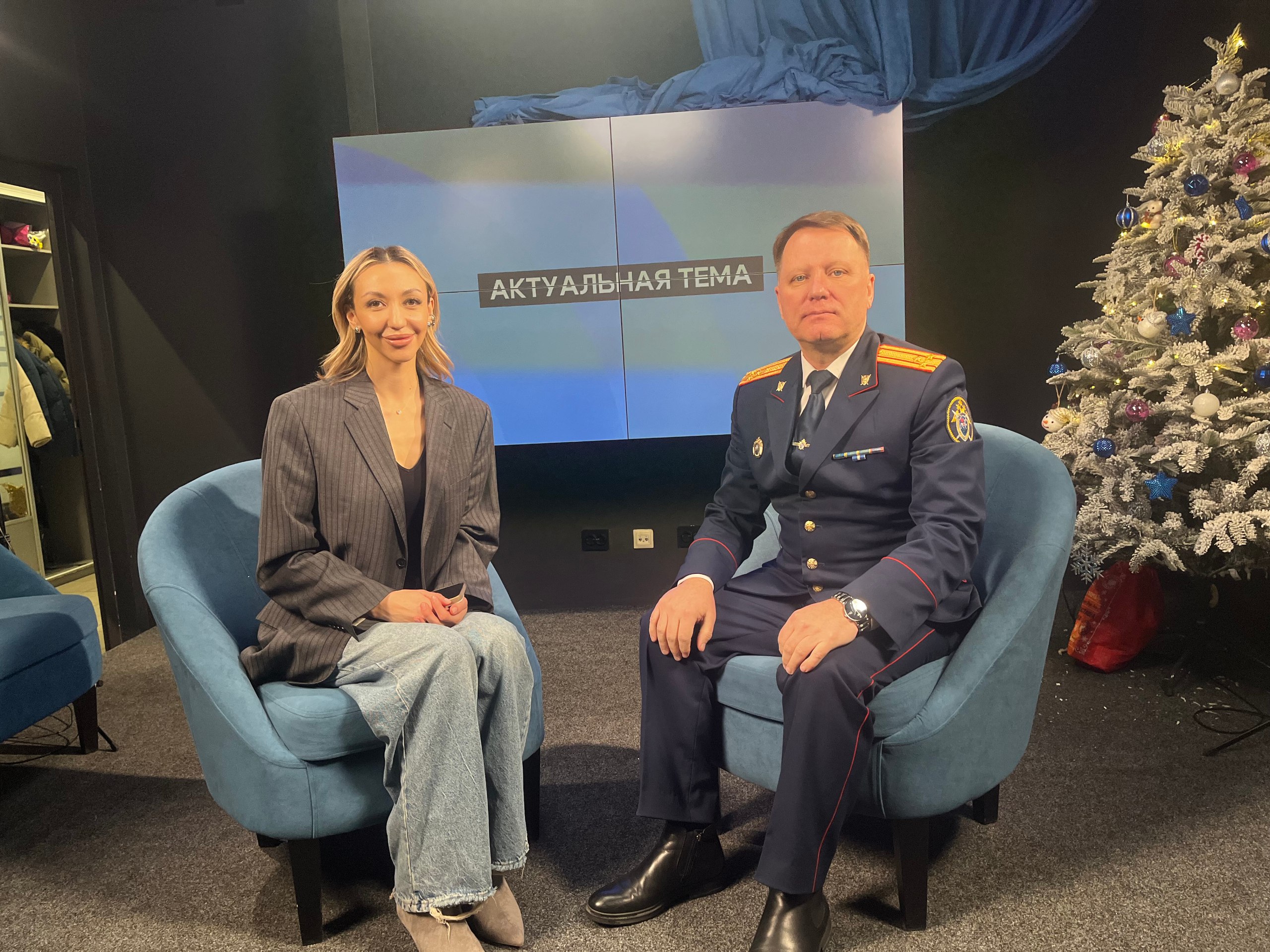 К 15-летию со дня образования Следственного комитета Российской Федерации на телеканале «АТВ» в передаче «Актуальная тема» руководитель следственного управления по Республике Бурятия Евгений Вячеславович Лагацкий во время...