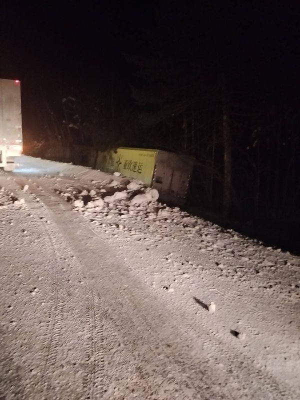 На 213-м километре федеральной трассы в районе населённого пункта Танхой введено реверсивное движение