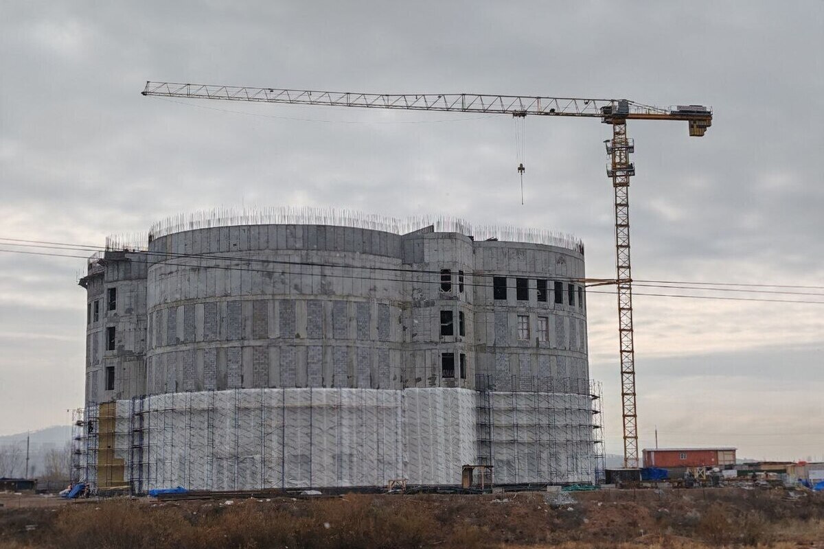 В Улан-Удэ продлен арест бригадира по делу о гибели рабочих на стройке Национального музея