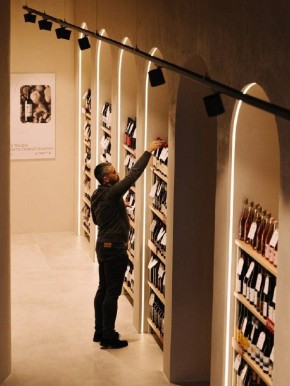 На Ломоносовском открылась гастроэнотека «Мясо и вино» от «Мираторга»