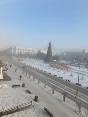 Главная ёлка столицы не выдержала испытания морозами