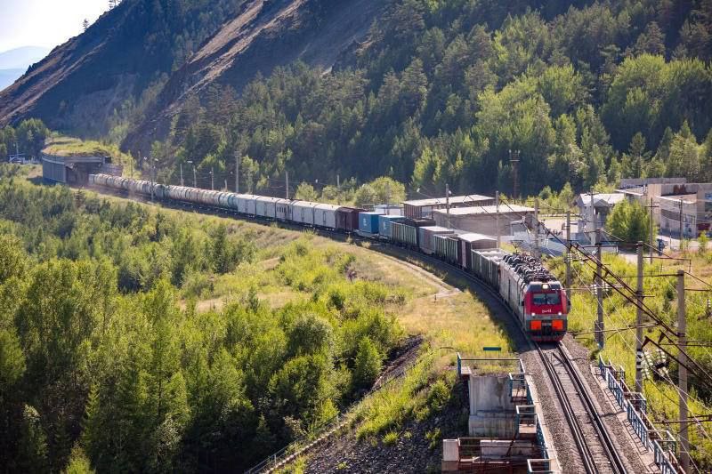 Рельсы-рельсы, шпалы-шпалы