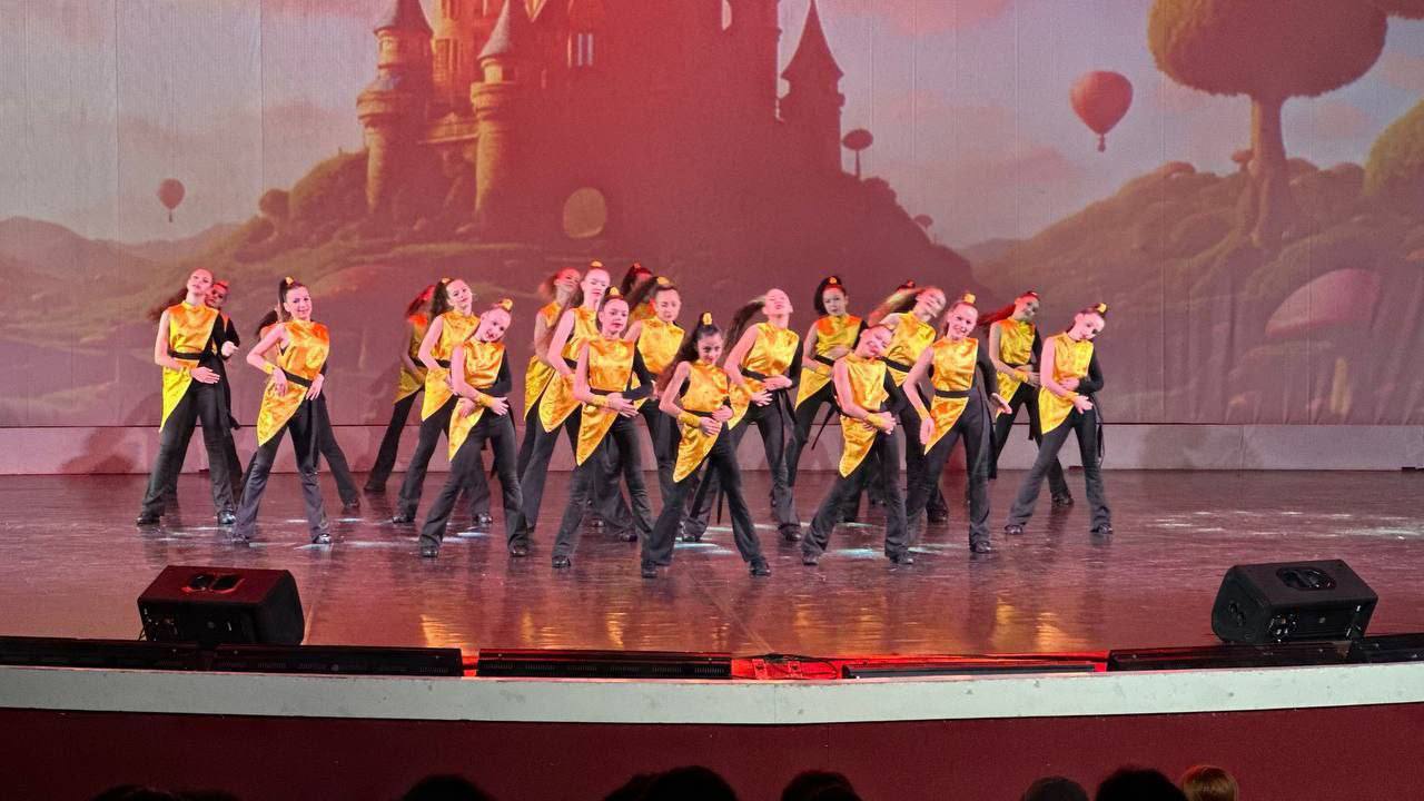 Студия танца «Баяр» из Бурятии завоевала Гран-при в Санкт-Петербурге Студия танца «Баяр» из Бурятии завоевала Гран-при в Санкт-Петербурге