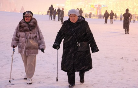 Пенсии в декабре: некоторые россияне получат выплаты раньше и с повышением