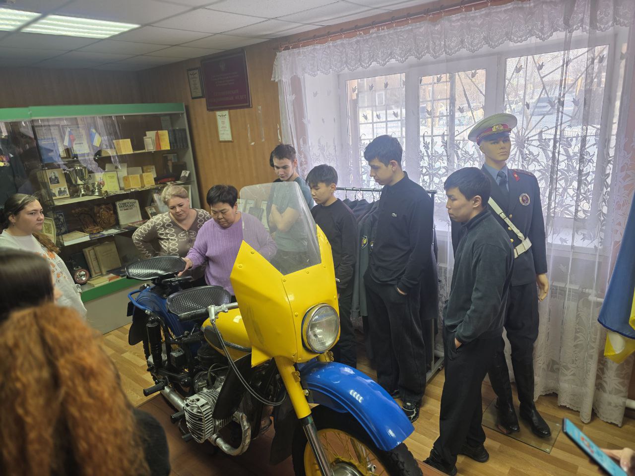 Районы Бурятии приняли активное участие во Всероссийской акции «Студенческий десант» Районы Бурятии приняли активное участие во Всероссийской акции «Студенческий десант»