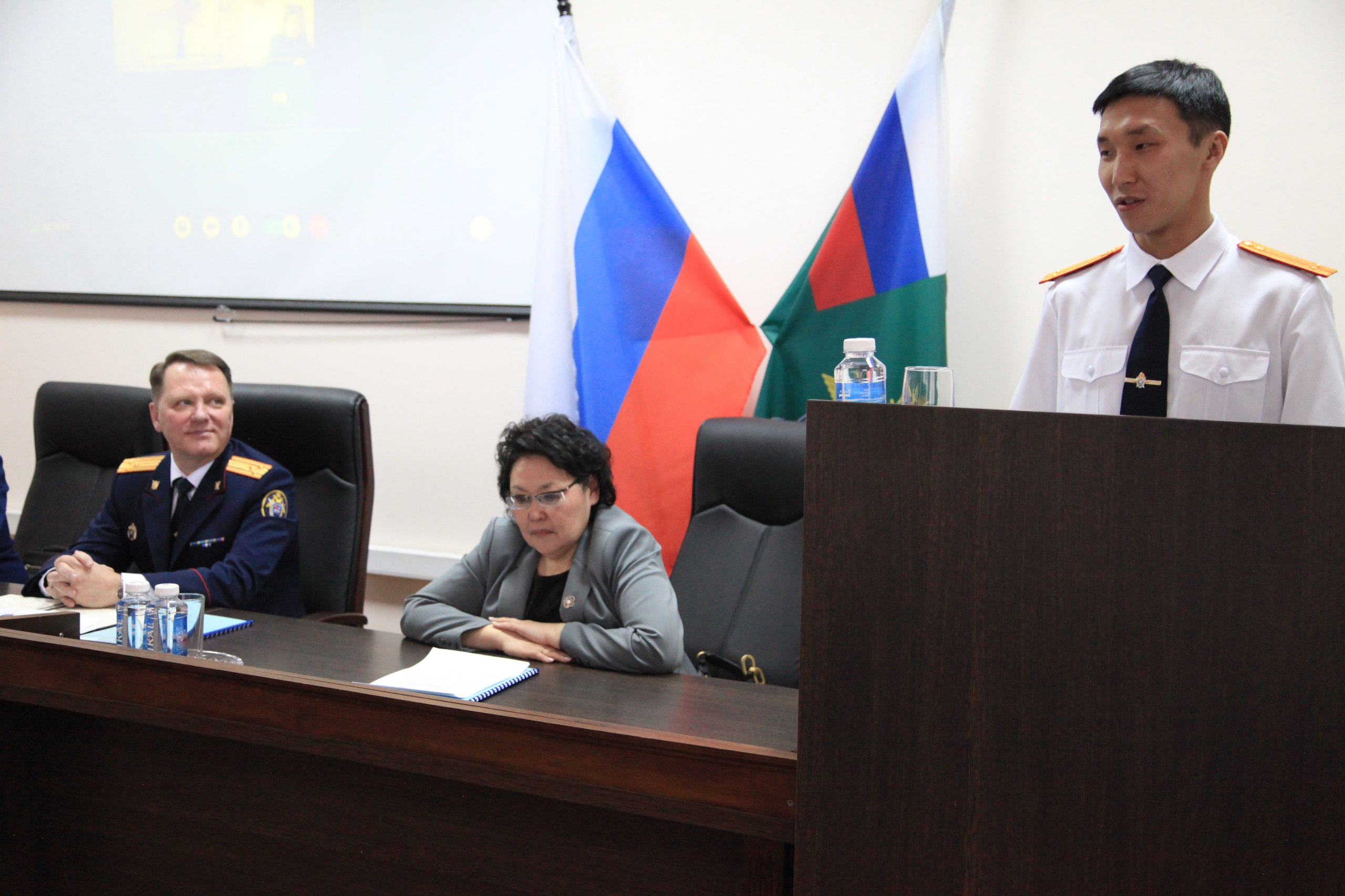 В следственном управлении прошло заседание коллегии, на котором подведены итоги работы за прошедший год и проведен ряд торжественных мероприятий В следственном управлении прошло заседание коллегии, на котором подведены итоги работы за прошедший год и проведен ряд торжественных мероприятий