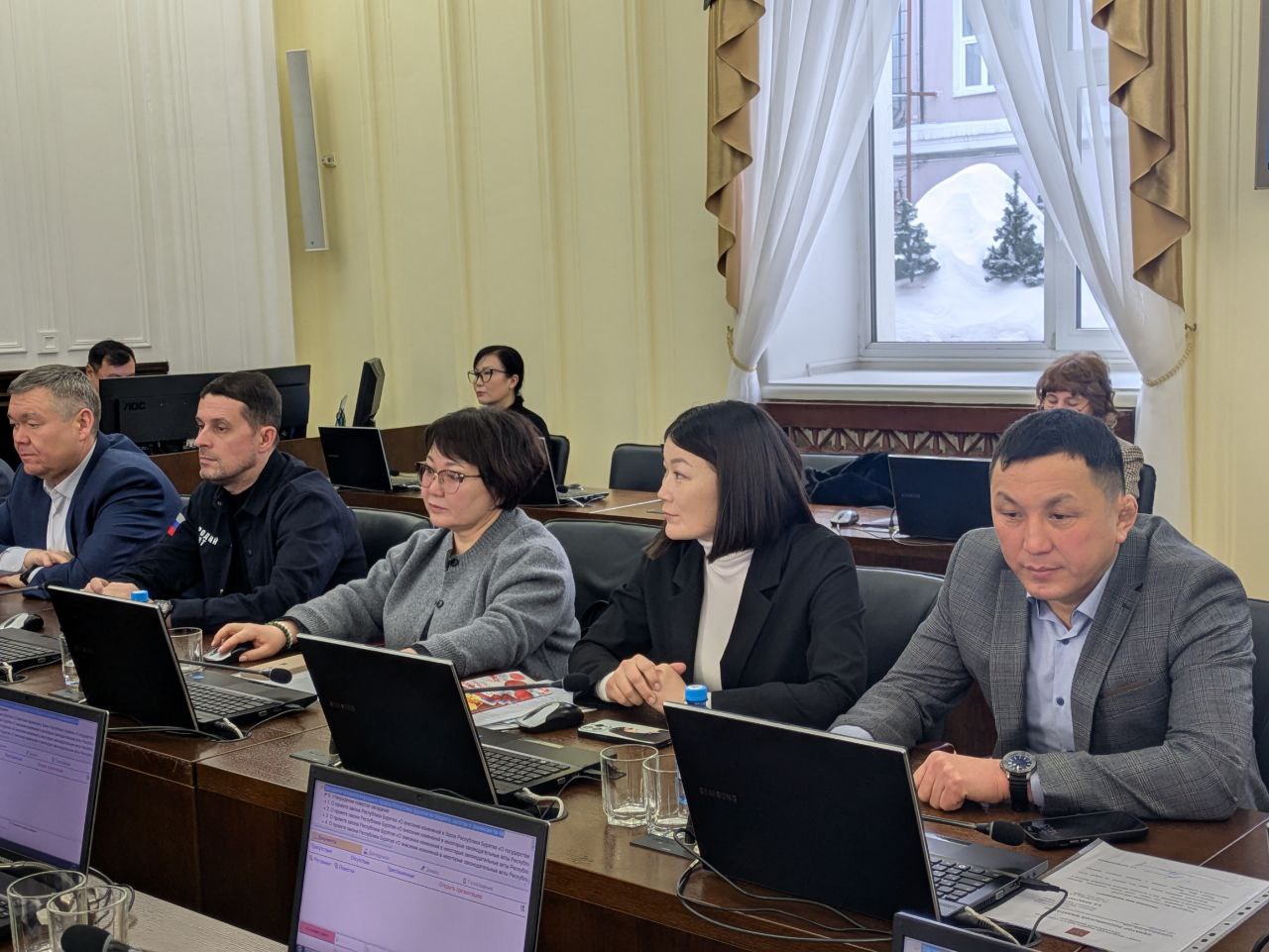 Сегодня в республиканском парламенте проходит заседание Комитета по бюджету, налогам и финансам Сегодня в республиканском парламенте проходит заседание Комитета по бюджету, налогам и финансам