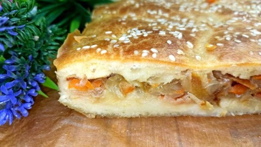 Уютный пирог с капустой на кефире: простой и вкусный домашний рецепт