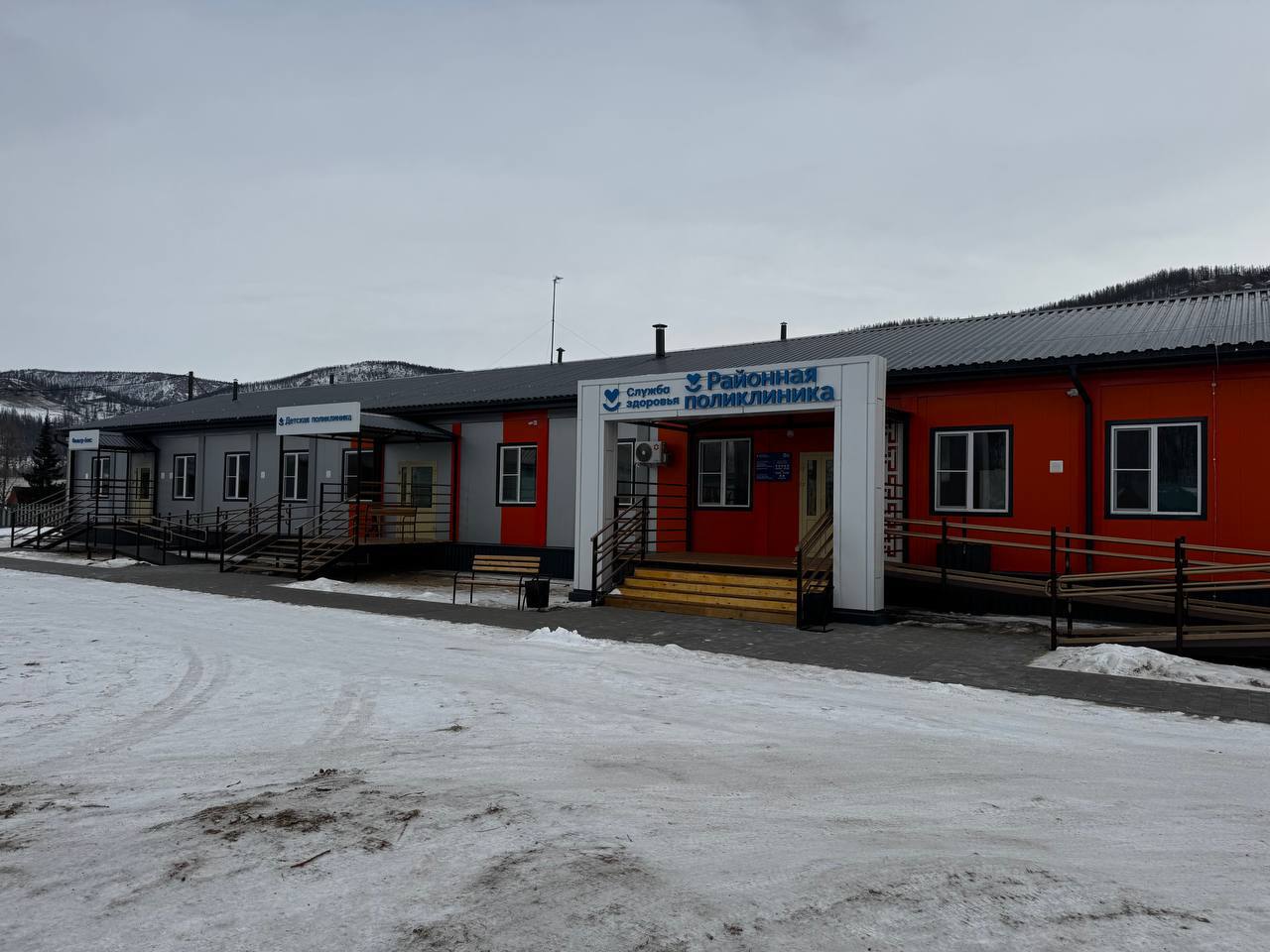 Две модульные поликлиники появились в районах Бурятии Две модульные поликлиники появились в районах Бурятии